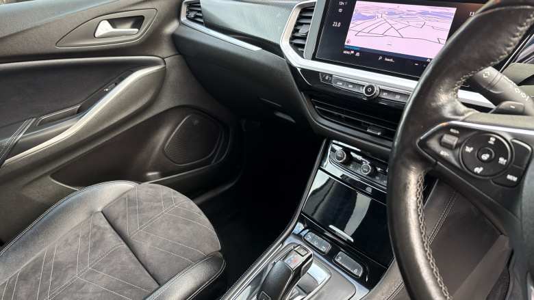 Vauxhall Grandland 1.2 Turbo Ultimate 5dr Auto Petrol Hatchback